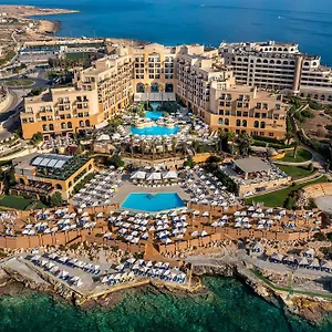5* Ξενοδοχείο Corinthia St George's Bay